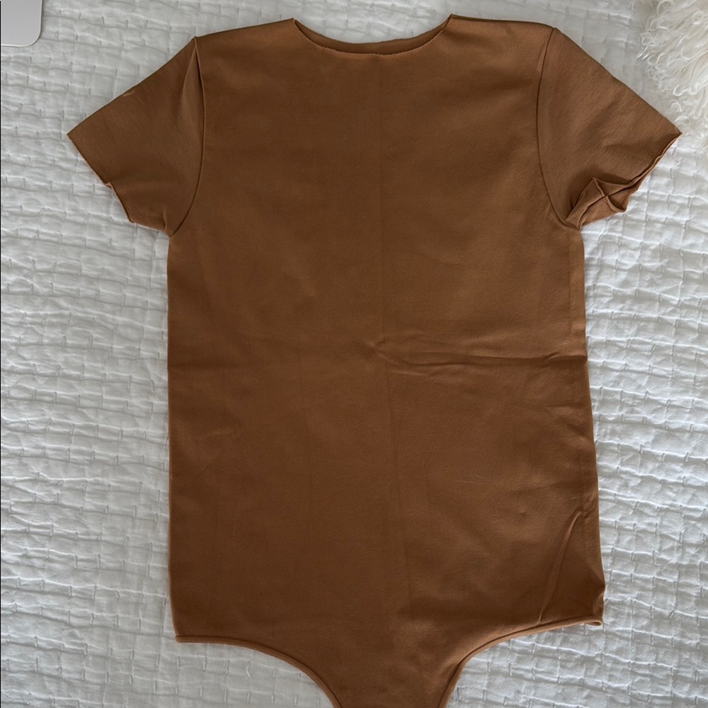 SKIMS T Shirt Thong Body Suit Sz S/M